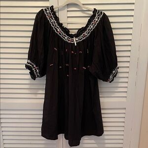 New free People cotton  Black Peasant Dress with Embroidered flowers Details L
